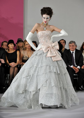 Illustration for article titled Dior Haute Couture: For The Deranged Landed Gentlewoman In You